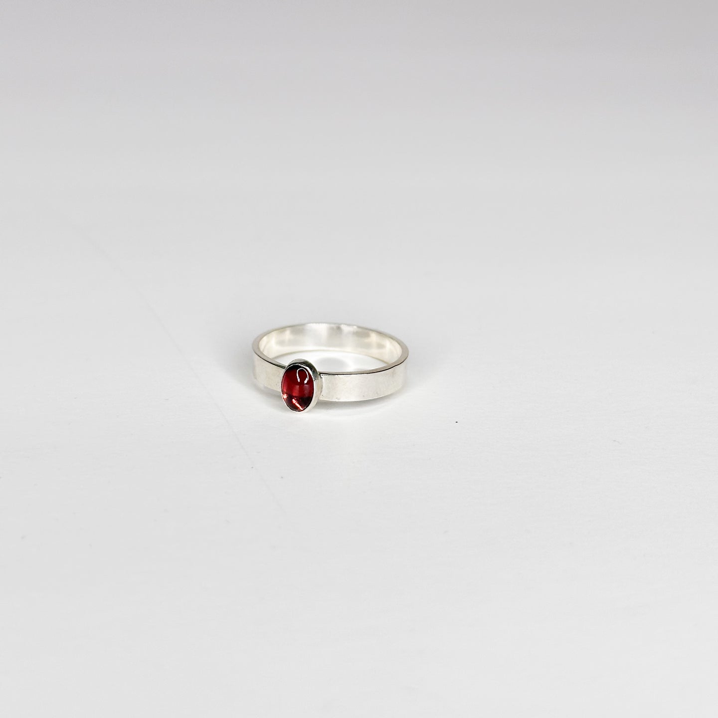 Garnet Cigar Band SS Ring | Size 9